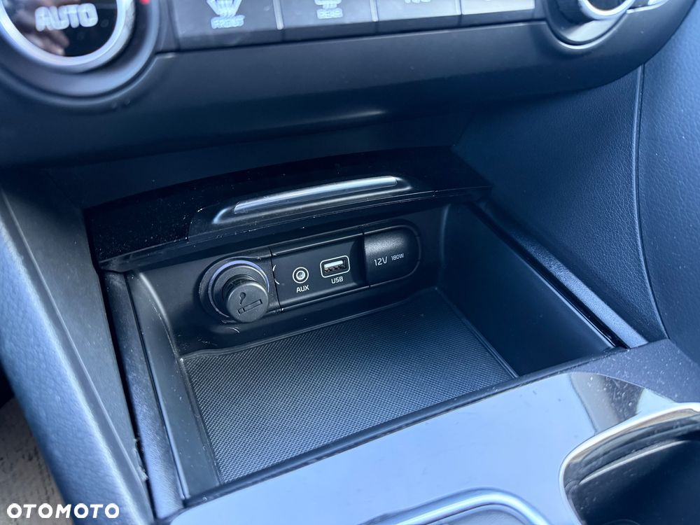 Kia Optima 1.7 CRDI XL DCT - 29