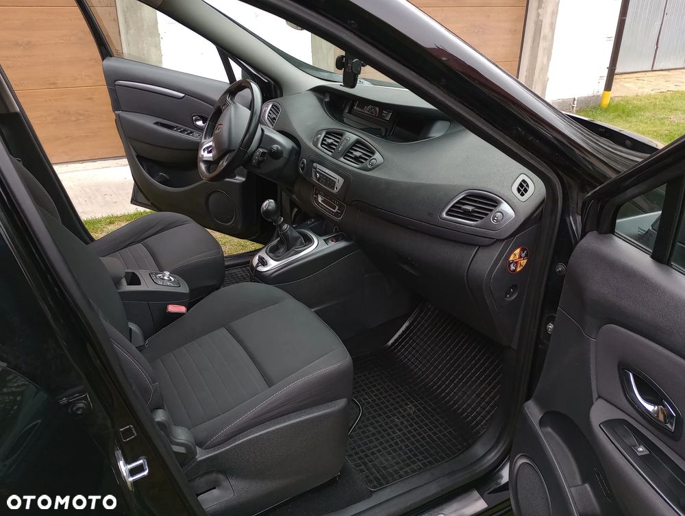 Renault Scenic - 15