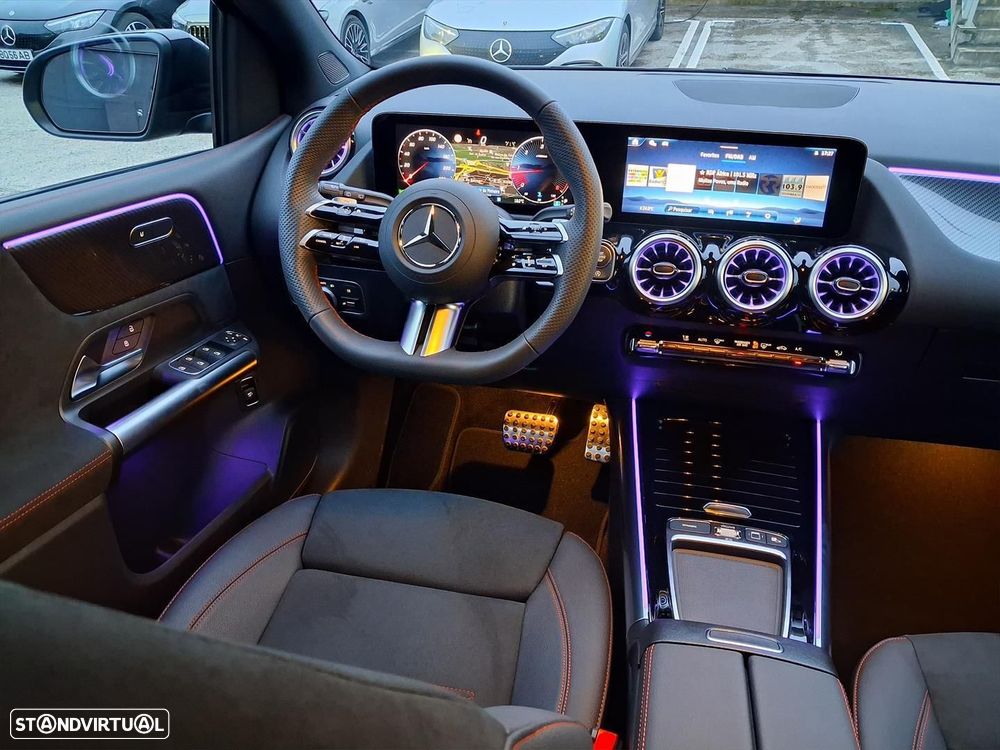 Mercedes-Benz B 180 - 18