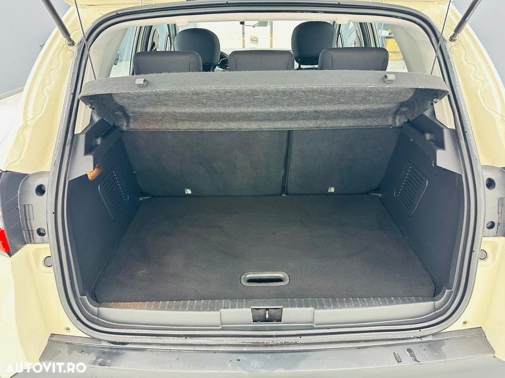 Renault Captur (ENERGY) TCe 90 INTENS - 17