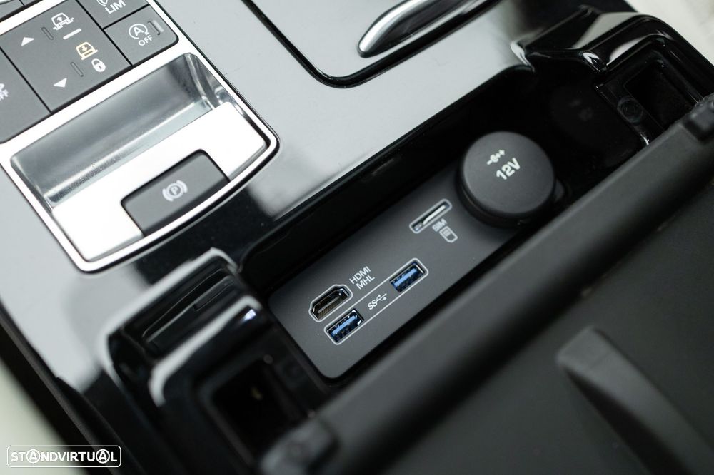 Land Rover Discovery 3.0 TD6 HSE Auto - 48