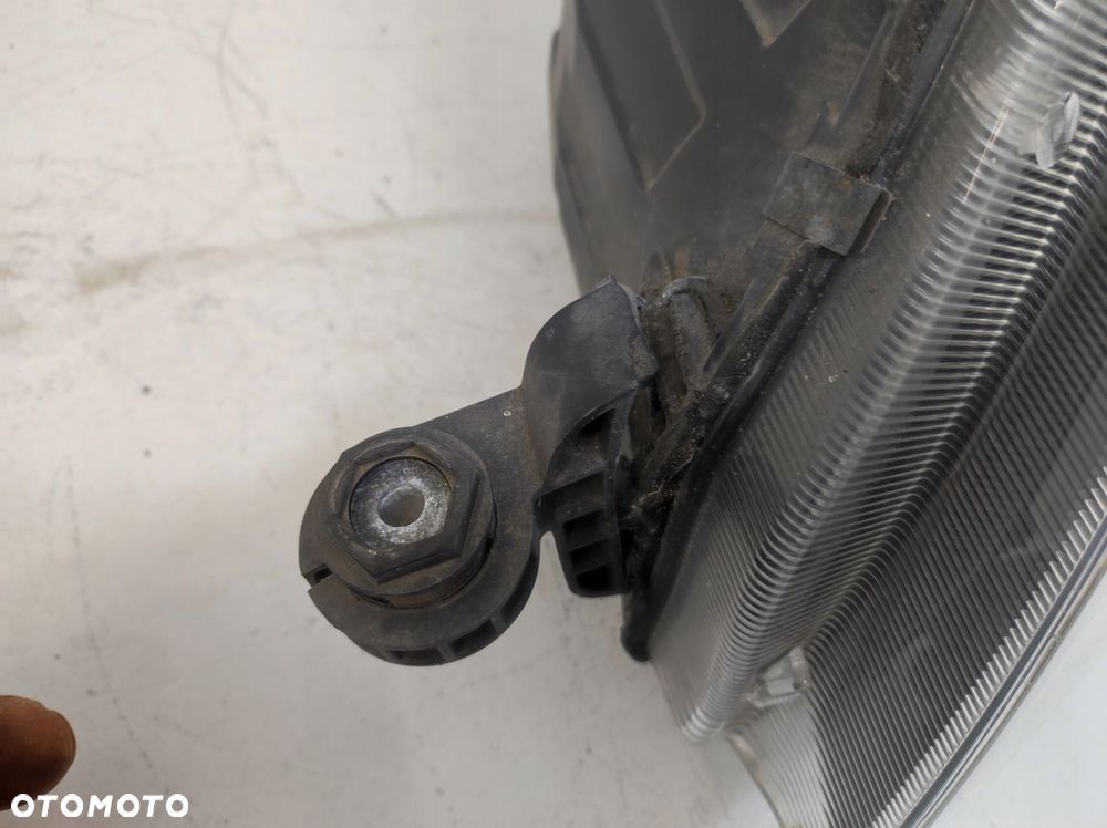 lampa reflektor lewy lewa przód eu skoda octavia iii 3 - 8