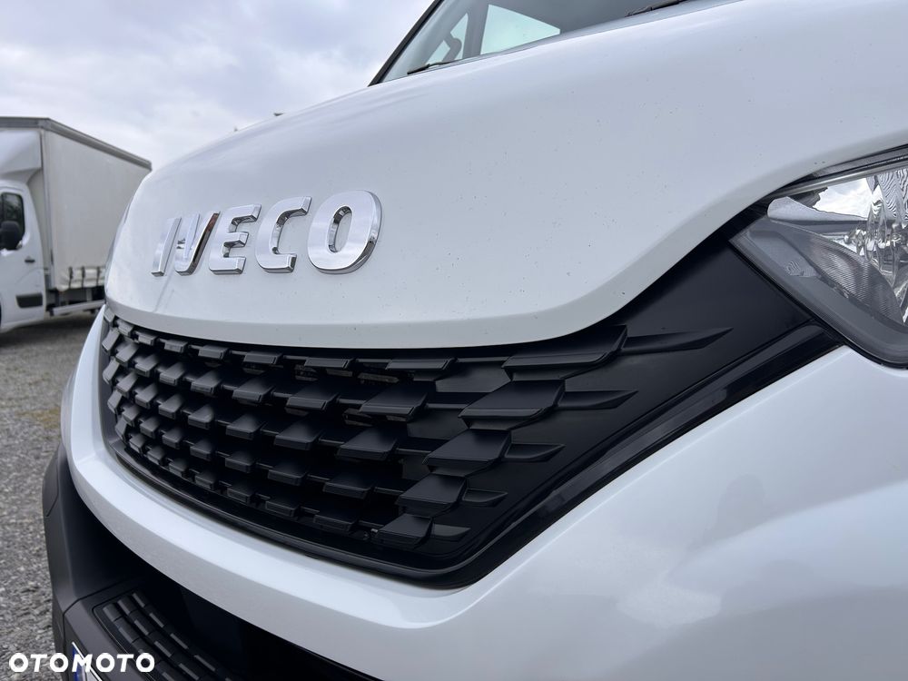 Iveco Daily - 28