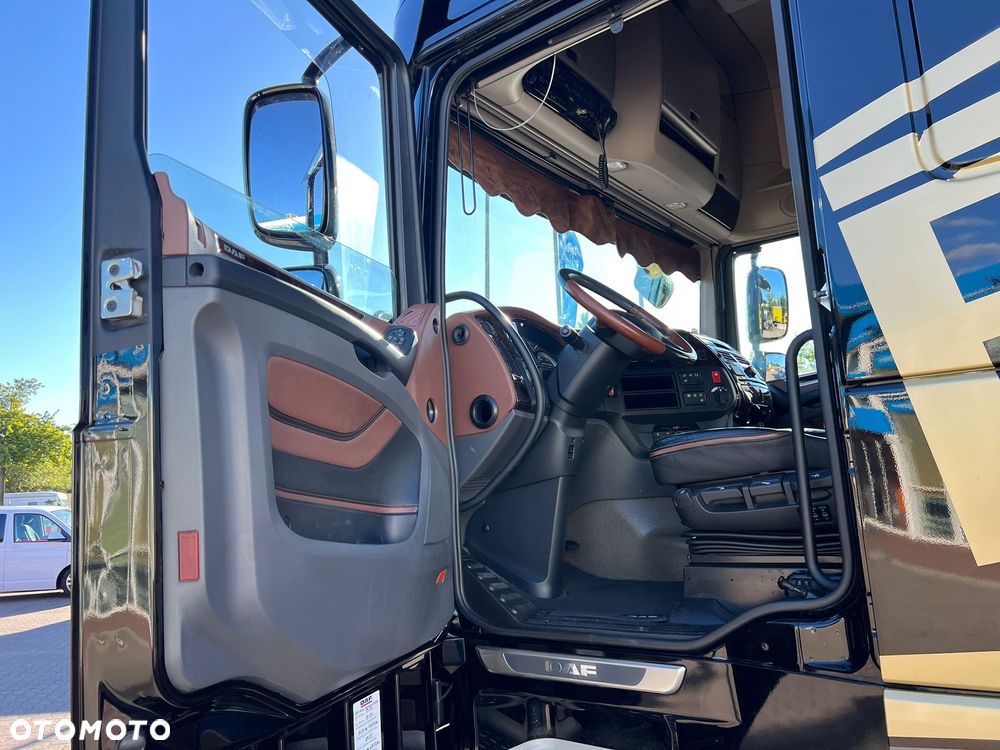 DAF XF 530 / ACC / KLIMA POSTOJOWA / RETARDER/ DWA ŁÓZKA / ZNIEMIEC - 13