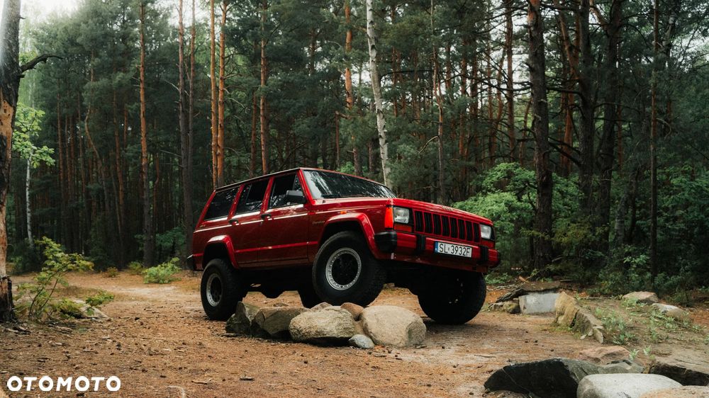 Jeep Cherokee 4.0 Limited - 10