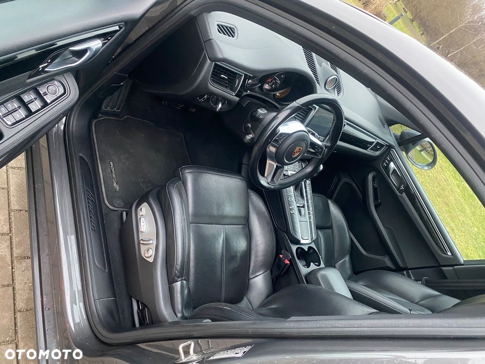 Porsche Macan Standard - 11