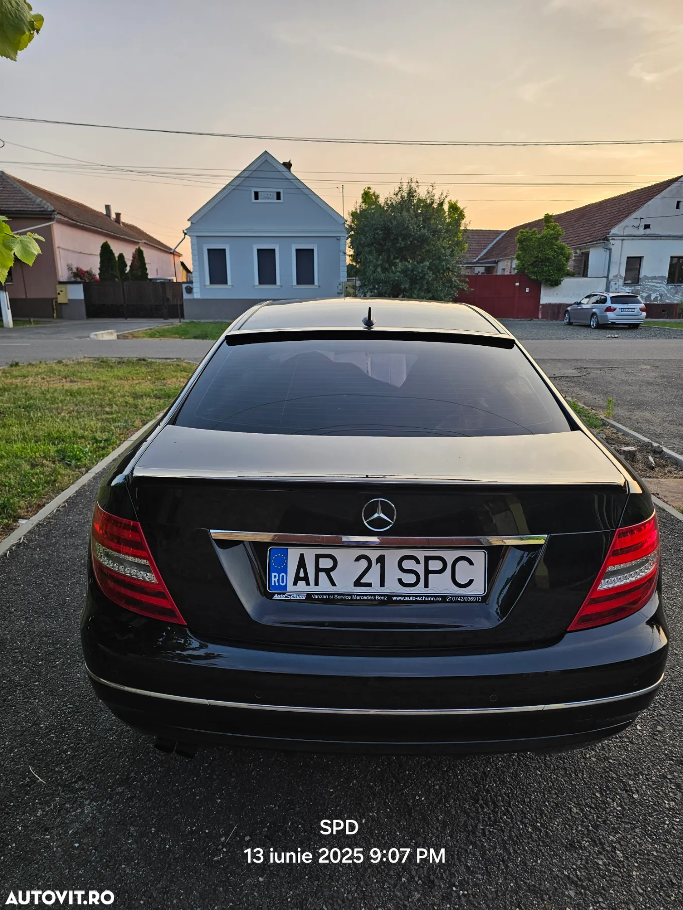Mercedes-Benz C 180 Coupe BlueEFFICIENCY 7G-TRONIC - 2