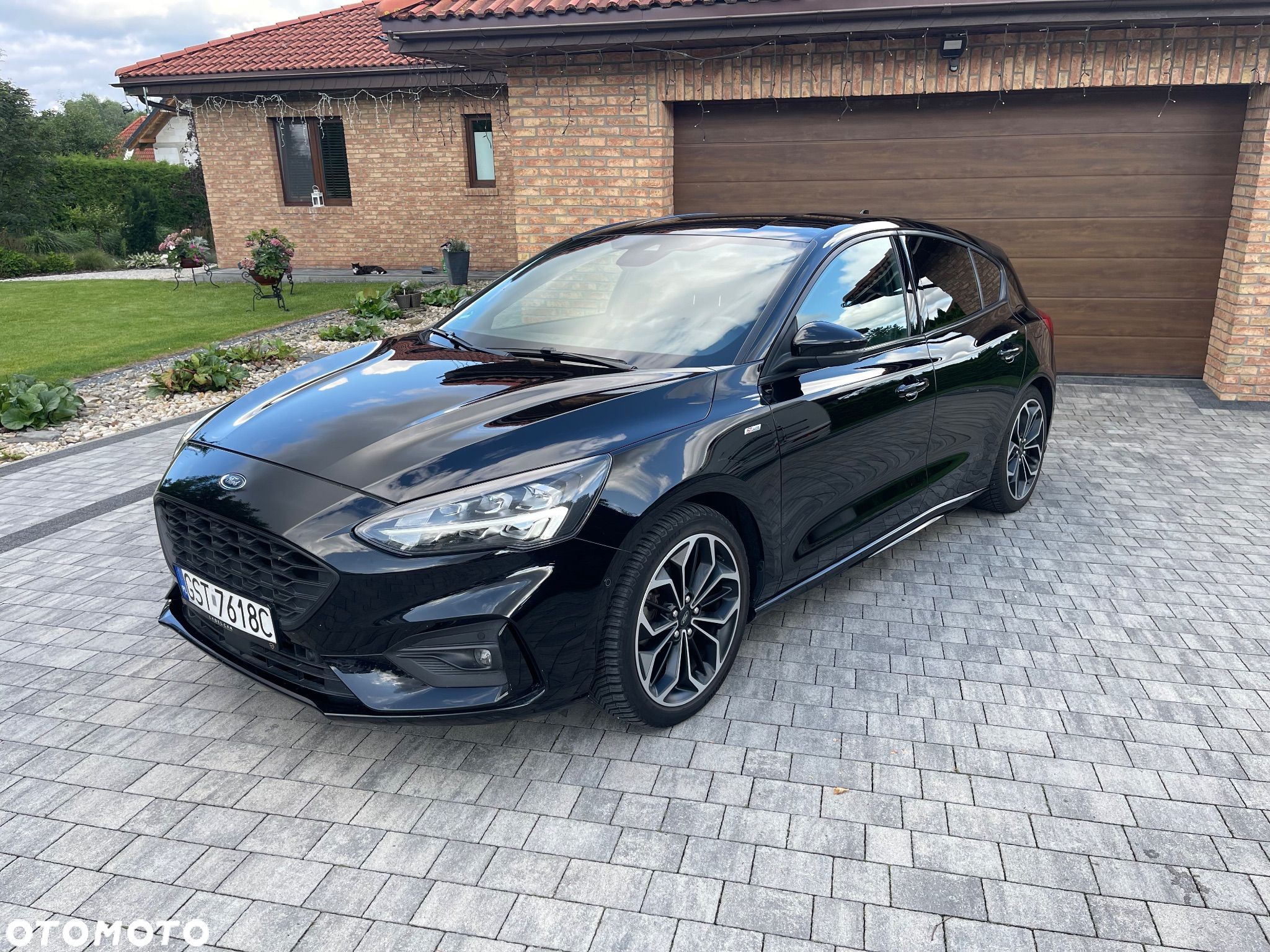 Ford Focus 1.0 EcoBoost ST-Line ASS PowerShift - 1