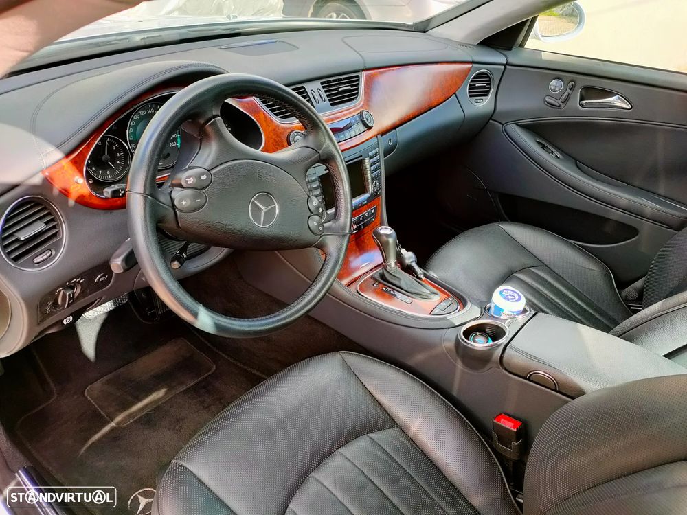 Mercedes-Benz CLS 500 Standard - 4