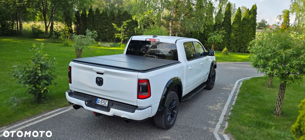 RAM 1500 - 16
