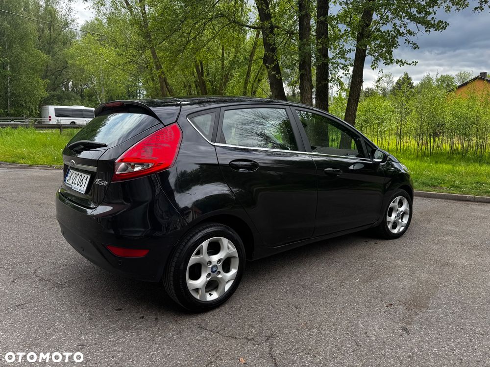 Ford Fiesta 1.6 TDCi Titanium - 9