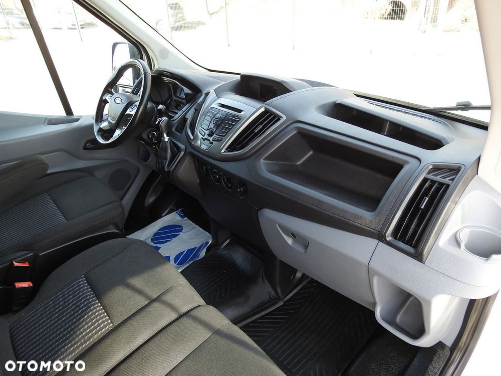 Ford TRANSIT  KONTENER WINDA 8 PALET TEMPOMAT LEDY BLIŹNIACZE KOŁA KLIMATYZACJA  170KM - 40