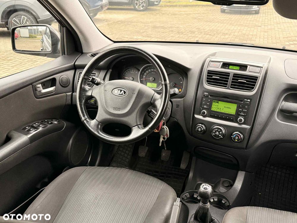 Kia Sportage 2.0 Tour 2WD - 12