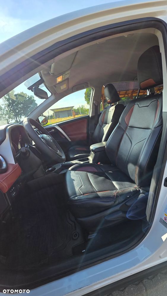 Toyota RAV4 2.0 Premium 4x4 MS - 27