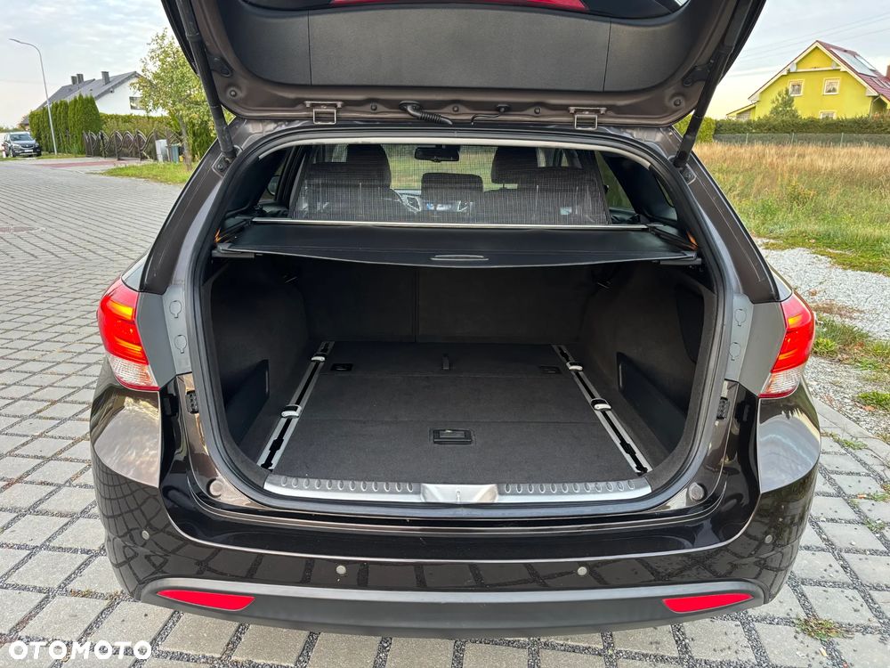 Hyundai i40 Kombi 1.7 CRDi Premium - 15