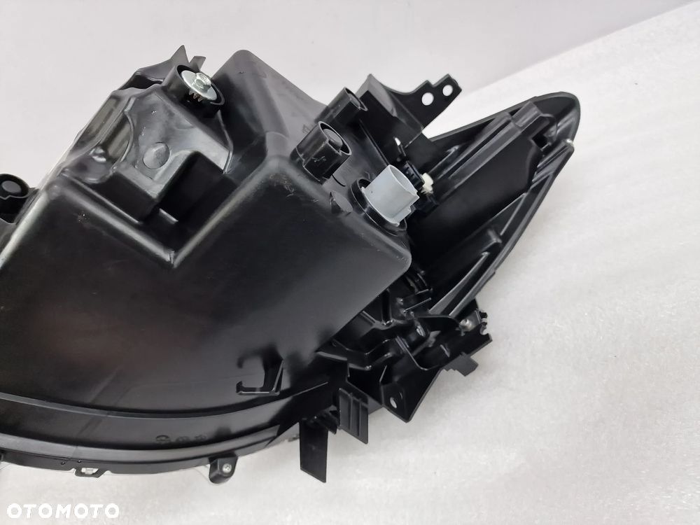 MAZDA CX5 CX-5 LIFT 14- LEWA / PRAWA LAMPA PRZEDNIA PRZÓD SOCZEWKA + LED , NR STANLEY W2416 , NR AUKCJI LA245 - 12