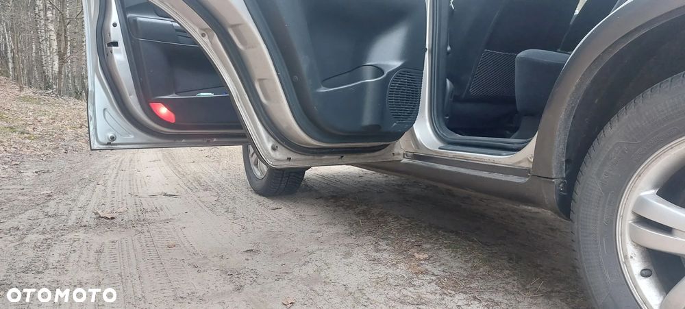 Hyundai Tucson 2.0 CRDi Active - 12