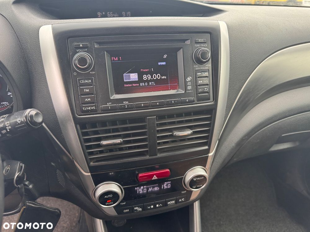 Subaru Forester 2.0D Active Deep Green Pearl - 26