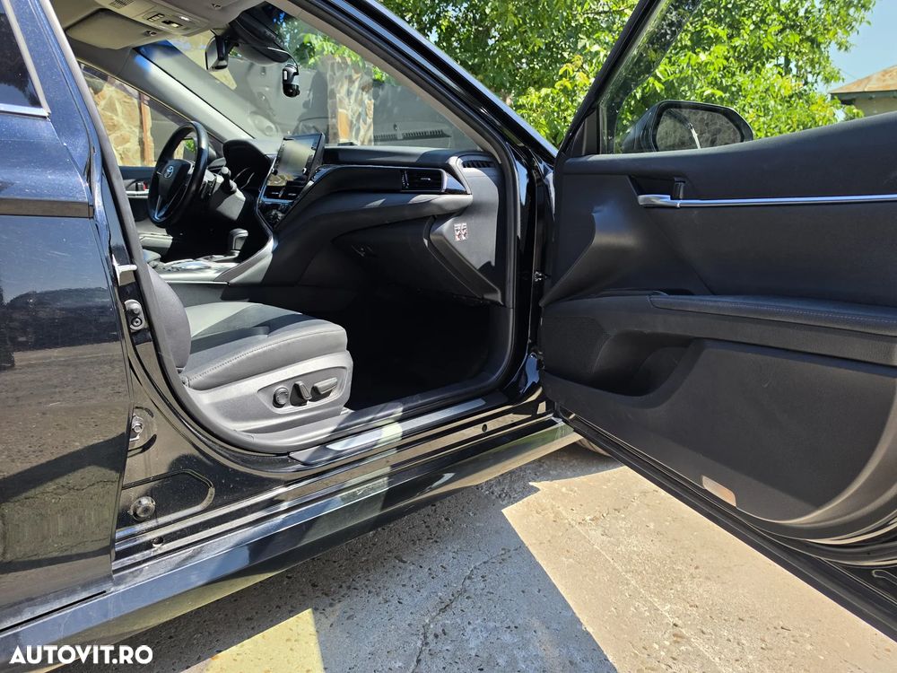 Toyota Camry 2.5 Exclusive - 15
