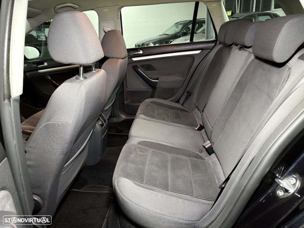 VW Golf Variant 1.9 TDi DPF Sportline BlueMotion - 10