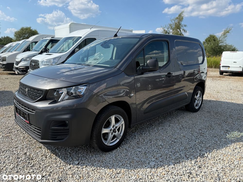 Peugeot PARTNER/Klima/PDC przód i tył/Nawigacja/Tempomat/Sensor świateł/Regał/ 230V gniazdko/import niemcy - 4
