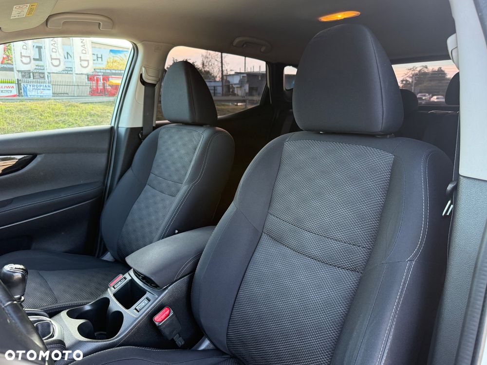 Nissan Qashqai 1.2 DIG-T Tekna - 23