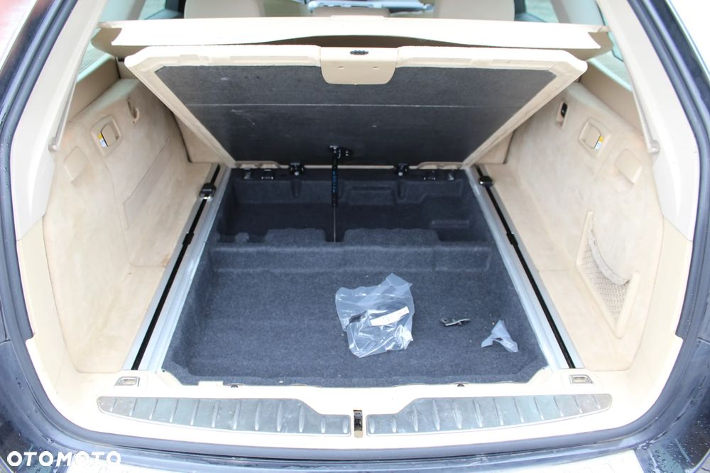 BMW Seria 5 520d Luxury Line - 13
