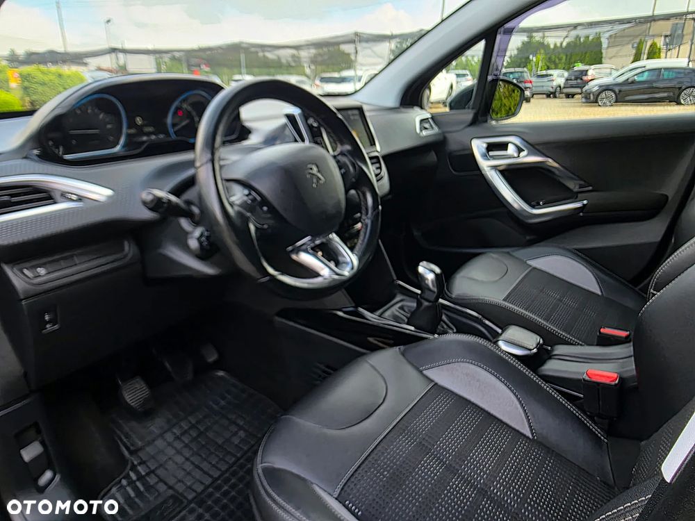 Peugeot 2008 PureTech 82 Allure - 9