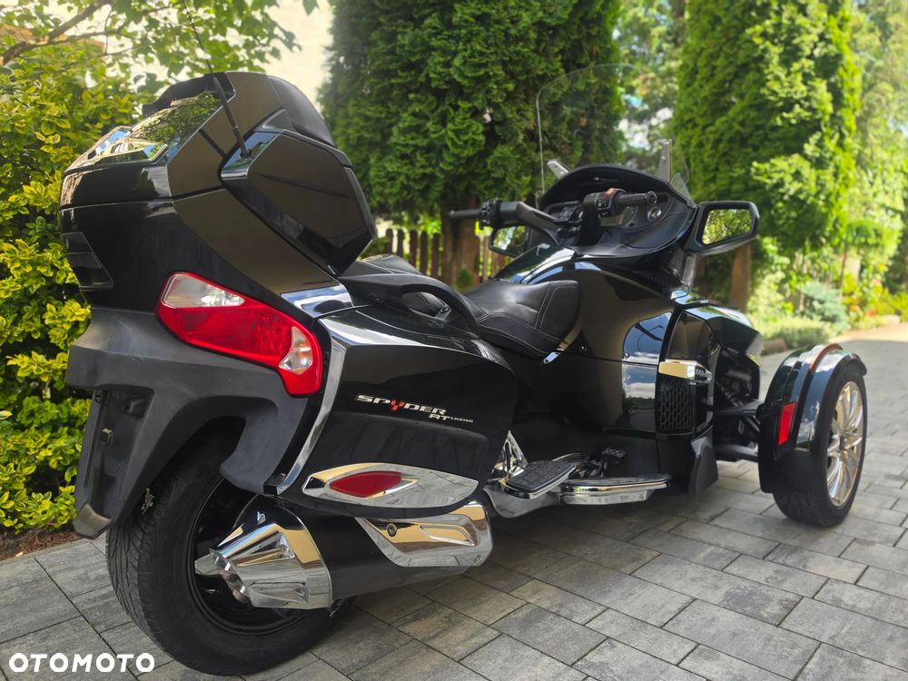 Can-Am Spyder - 7