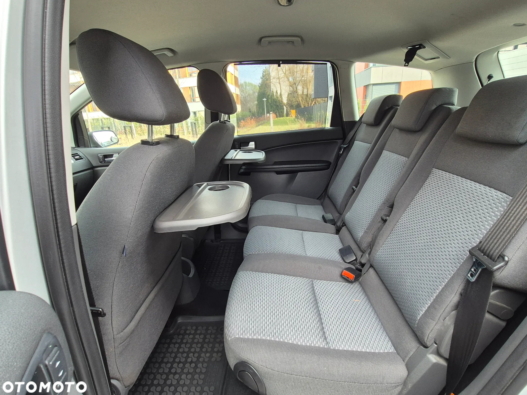 Ford C-MAX - 10