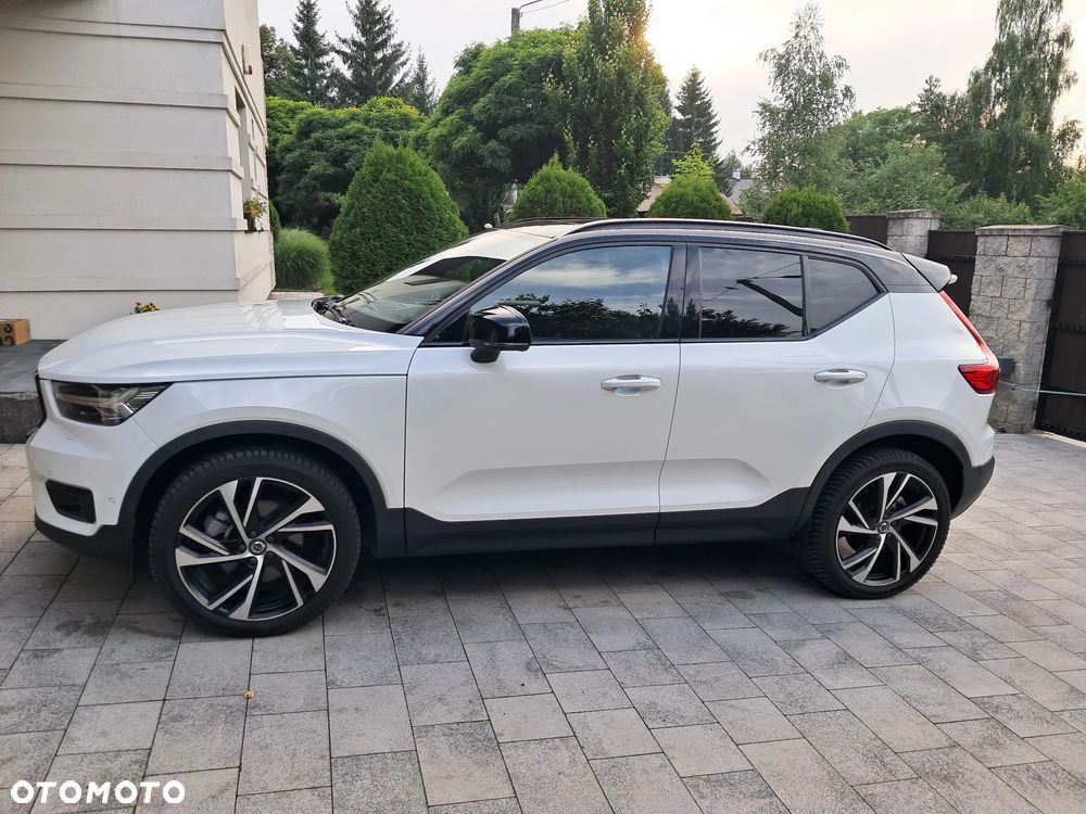 Volvo XC 40 T5 AWD R-Design - 3