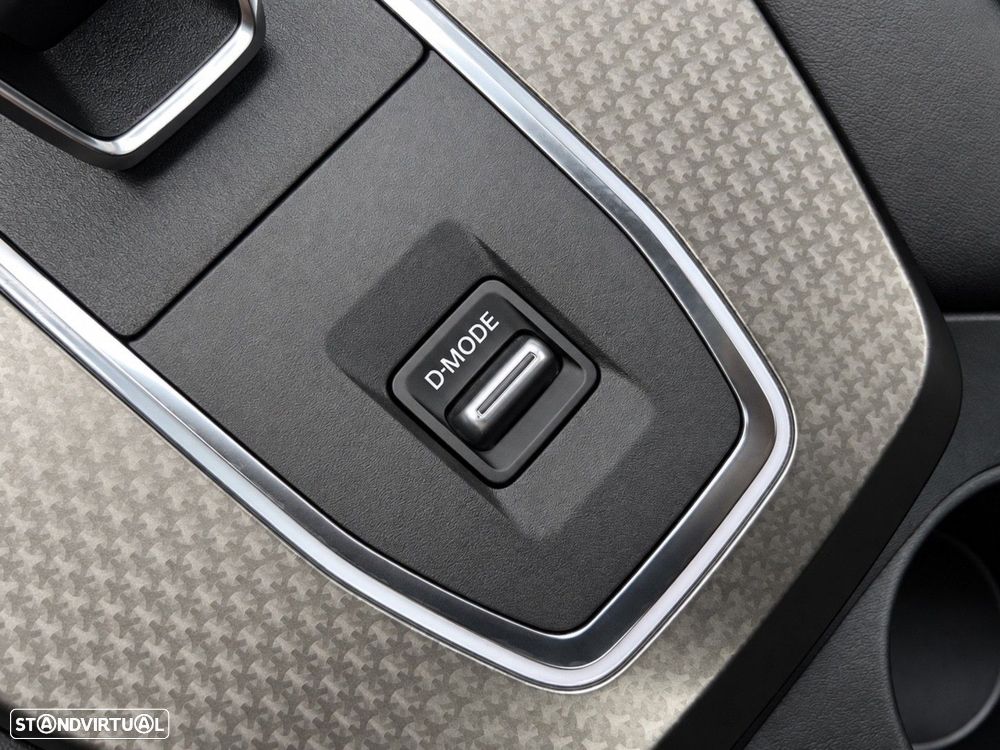 Nissan Qashqai 1.3 DIG-T N-Connecta LED Xtronic - 19