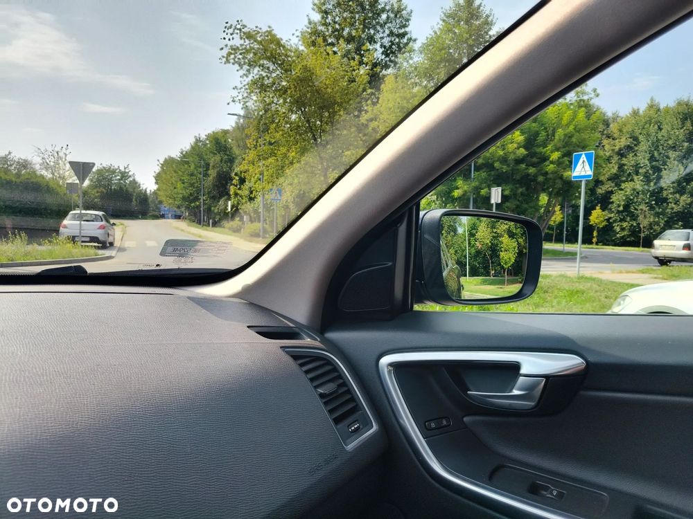 Volvo XC 60 D4 Drive-E Summum - 8
