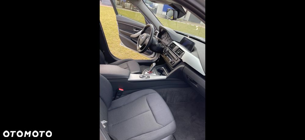 BMW Seria 3 - 10