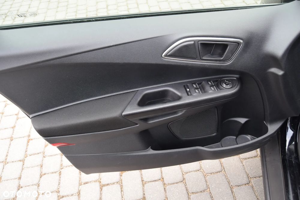 Ford B-MAX 1.0 EcoBoost Titanium EU6 - 26