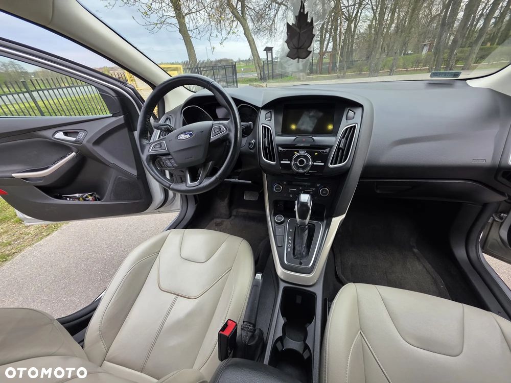 Ford Focus - 19