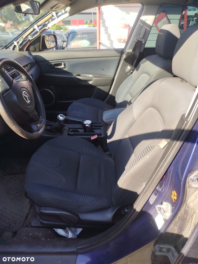 Mazda 3 na części - 5