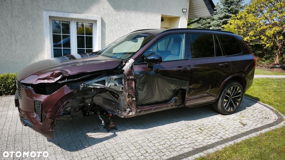 Volvo XC 90 B5 B AWD Ultra Black Edition 7os - 3