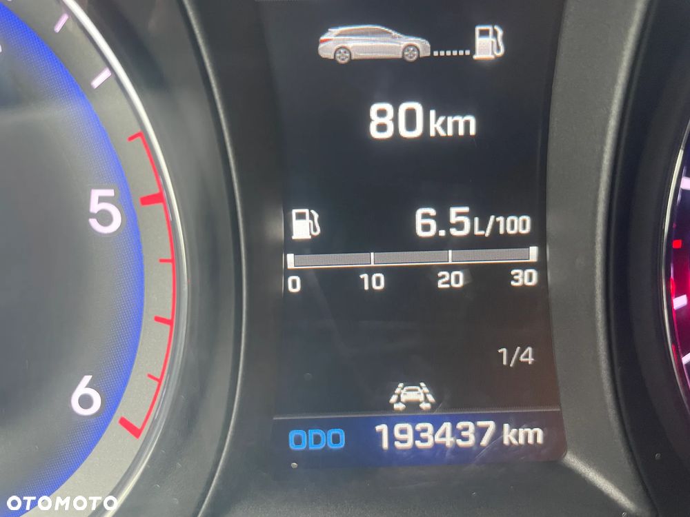 Hyundai i40 1.7 CRDi BlueDrive Comfort - 24
