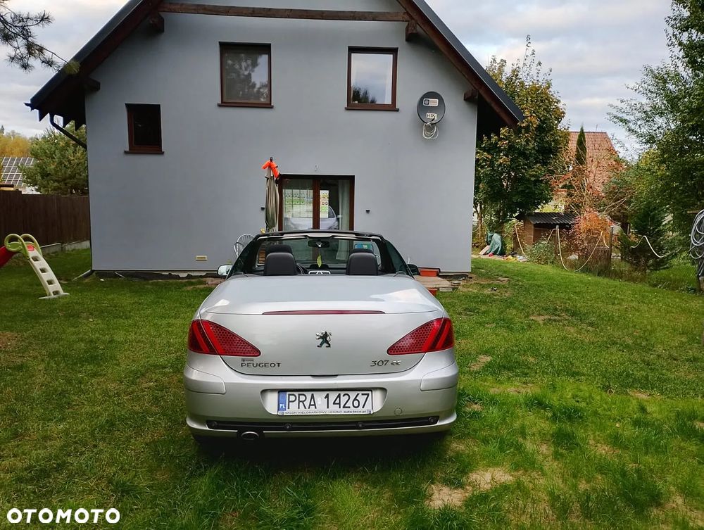 Peugeot 307 CC 2.0 Intense - 5