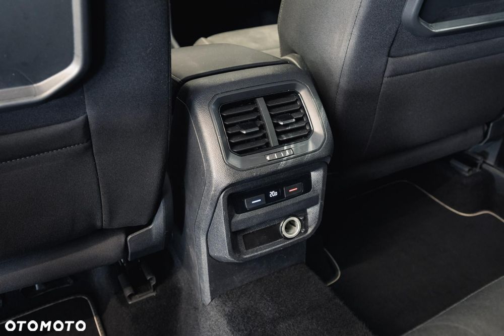 Volkswagen Tiguan - 35
