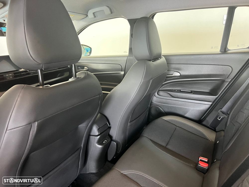 Jeep Avenger 1.2 GSE T3 Altitude - 21
