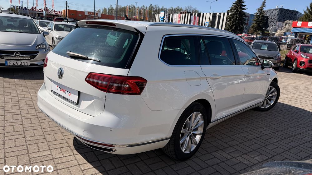 Volkswagen Passat - 3