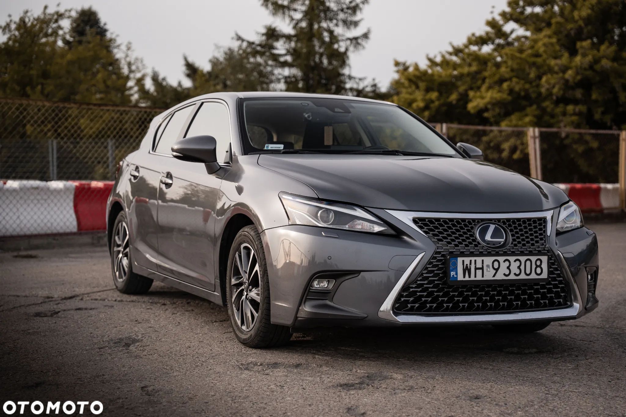 Lexus CT 200h Business Edition - 1