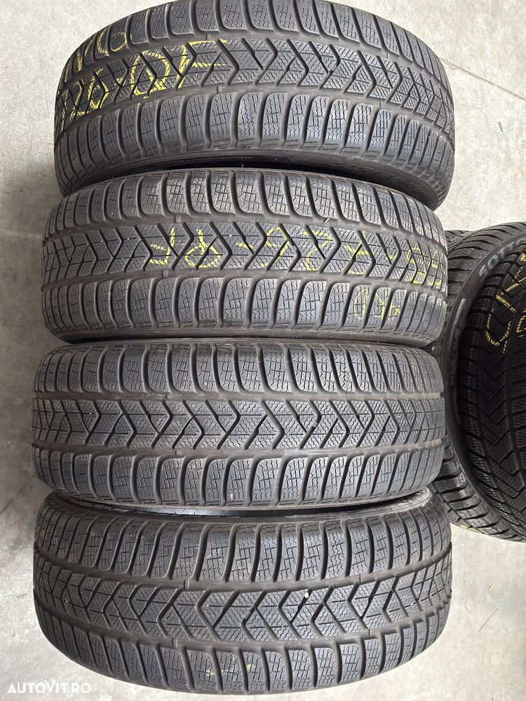 Vând 4 anvelope 225/50/18 Pirelli de iarnă ca noi - 1
