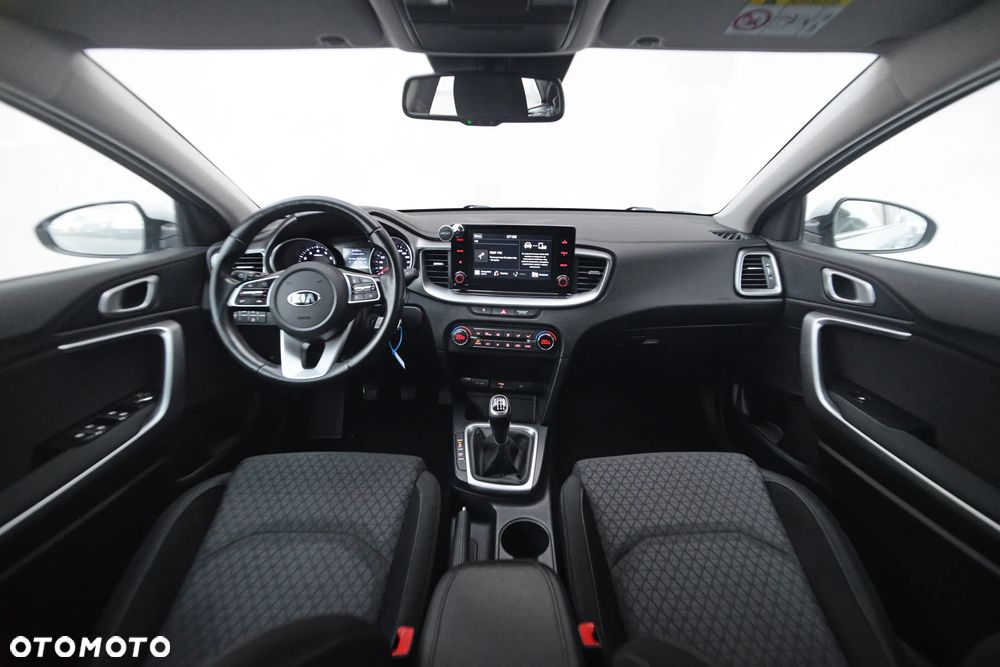 Kia Ceed 1.4 T-GDI L - 6