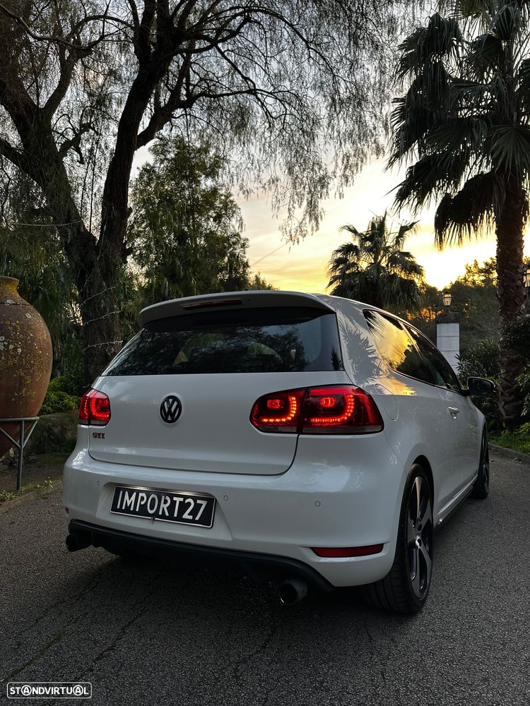 VW Golf 2.0 GTI DSG - 6
