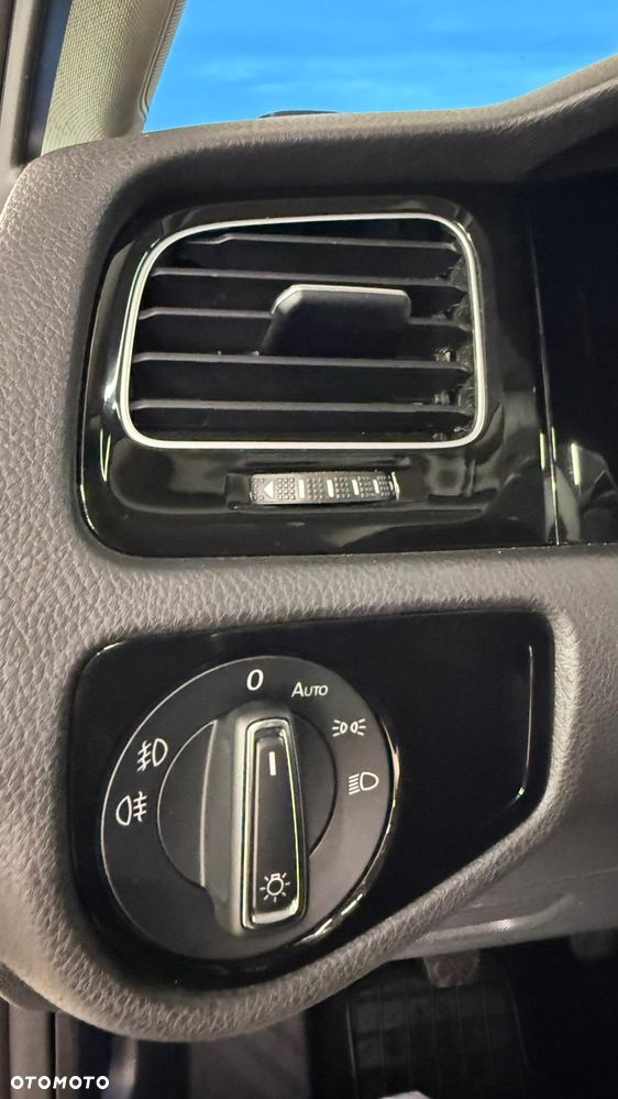 Volkswagen Golf 1.4 TSI BMT Highline - 16