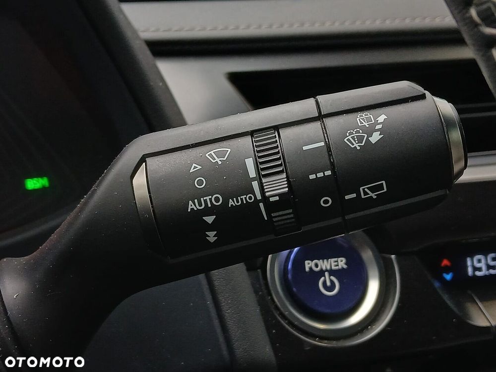 Lexus UX 250h GPF Business Edition 2WD - 34
