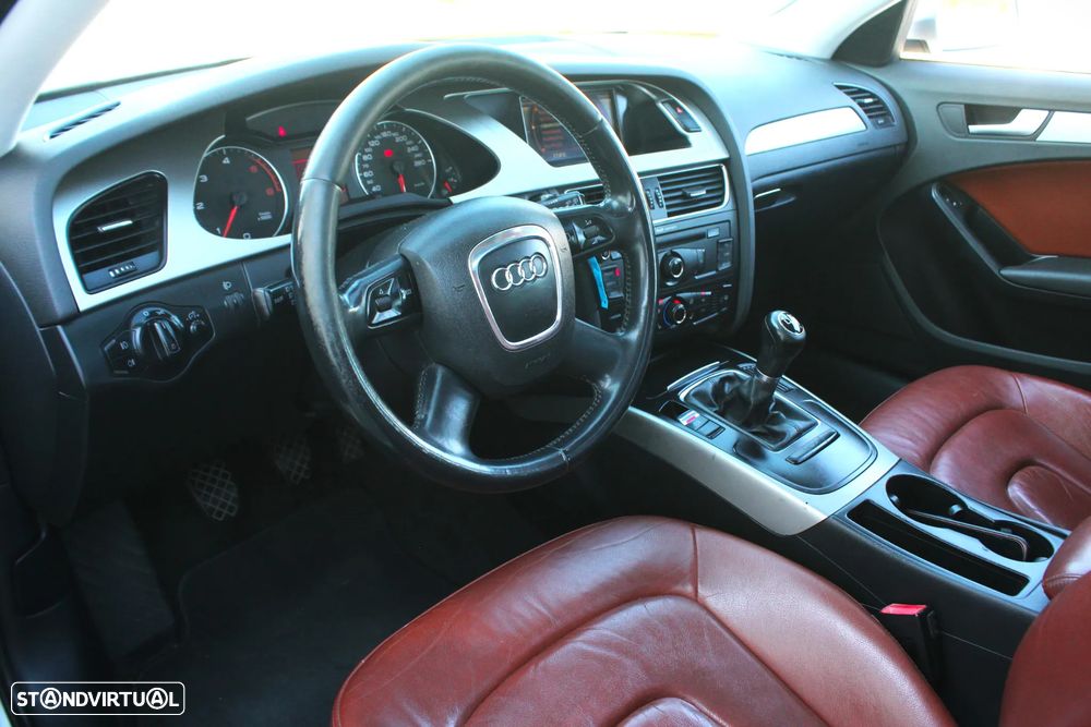 Audi A4 Avant 2.0 TDI exclusive - 28